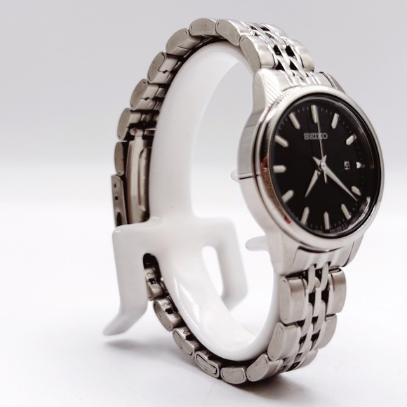 Seiko Essentials SUR835 Womens Black Dial Stainless Steel Quartz Watch 28mm 5ATM main image 4